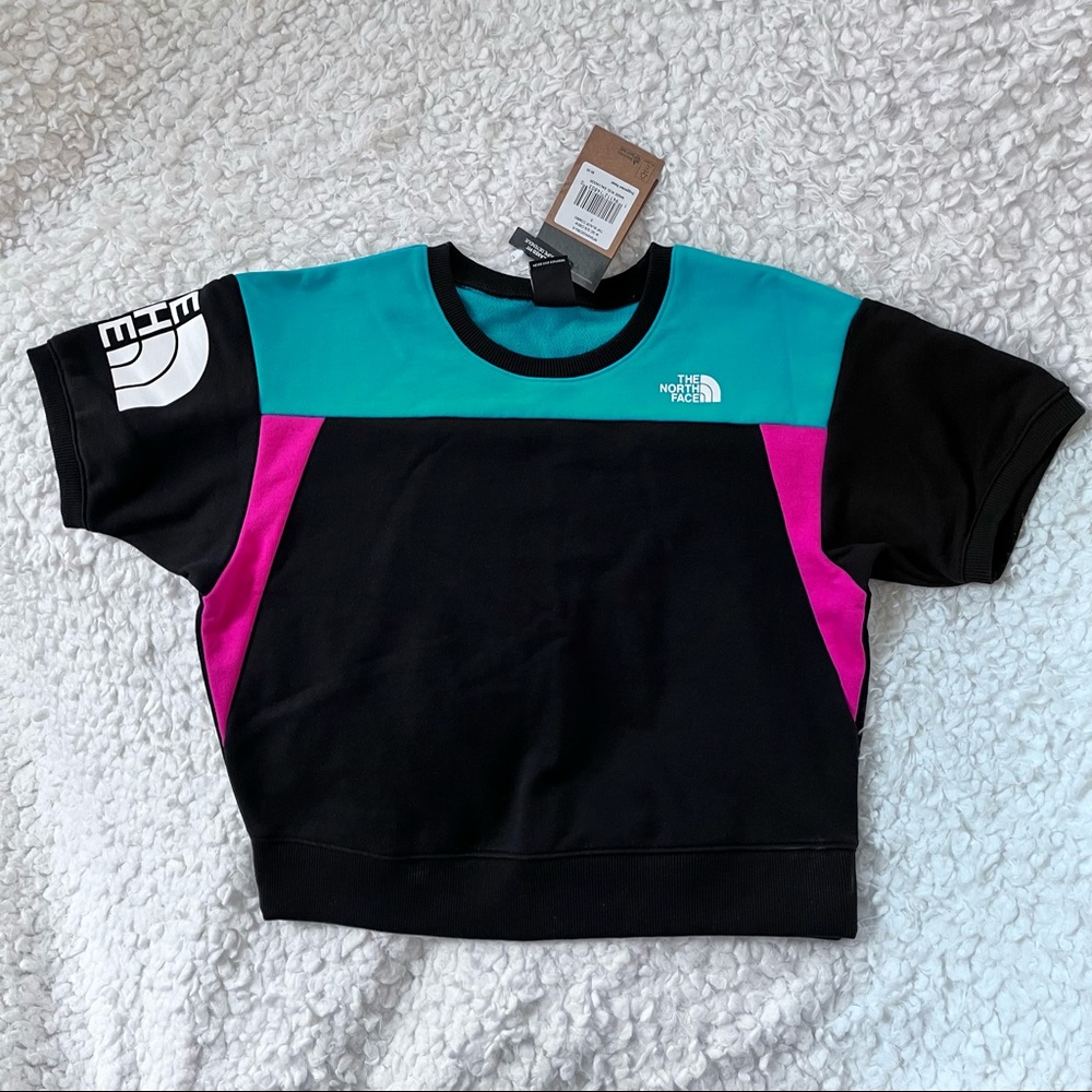 NWT The North Face Cropped Sweatshirt Top